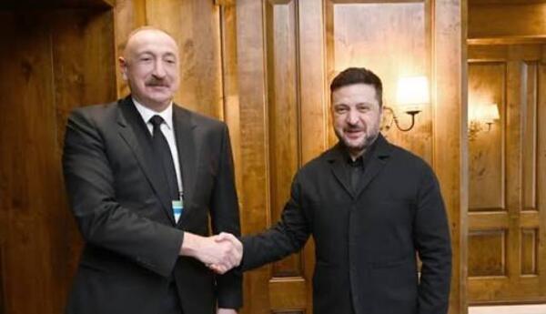 Ilham Aliyev congratulates Volodymyr Zelenskyy