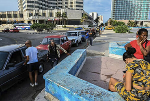 Karib ölkəsi yaşamaq üçün hələ ki, mübarizə aparır...