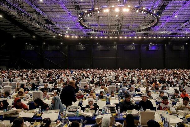 Ginnesin rekordlar kitabına düşə biləcək iftar...