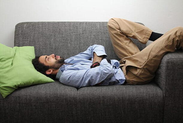 Tənbəllik bədbəxtliyə gətirib çıxarır: alimlər “tan pinq”in sirrini açıblar…