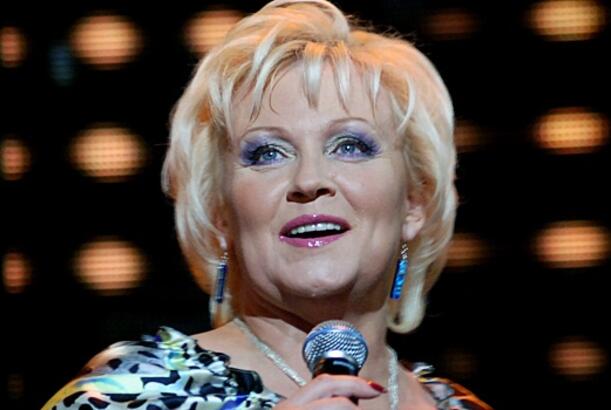 Sovet musiqiçiləri arasında “ən avropalı” olan müğənni - Anna Veski...