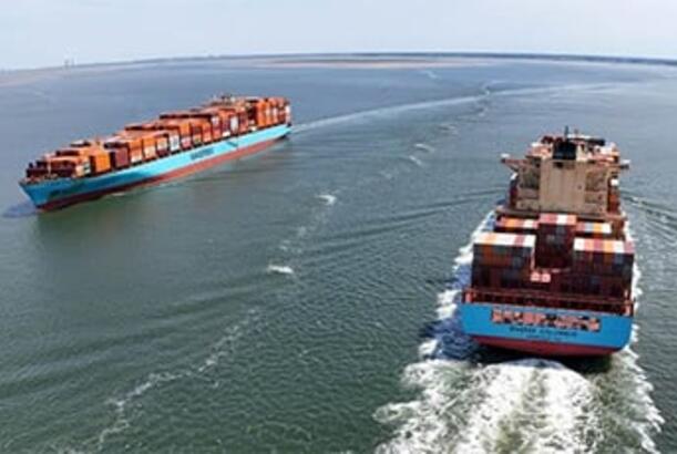 Əsas gəmiçilik şirkətləri Hörmüz boğazını və Süveyş kanalını keçmir...