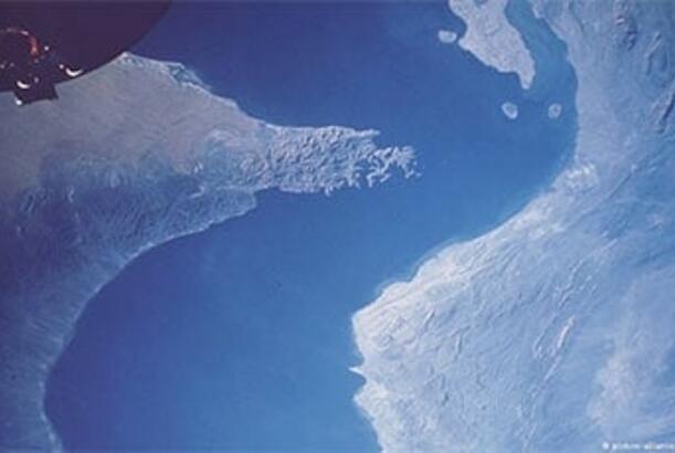 ABŞ Hörmüz boğazının blokadasını pozmağın vacibliyini açıqlayıb...