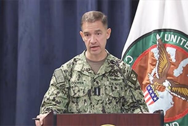 “Biz burada danışarkən, İran gəmisi orada yanır...”