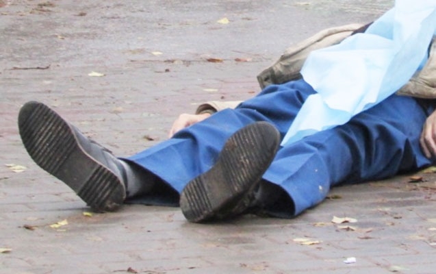 Yasamalda komendant 13-cü mərtəbədən yıxılıb öldü...