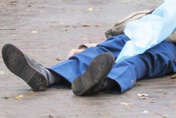 Yasamalda komendant 13-cü mərtəbədən yıxılıb öldü...