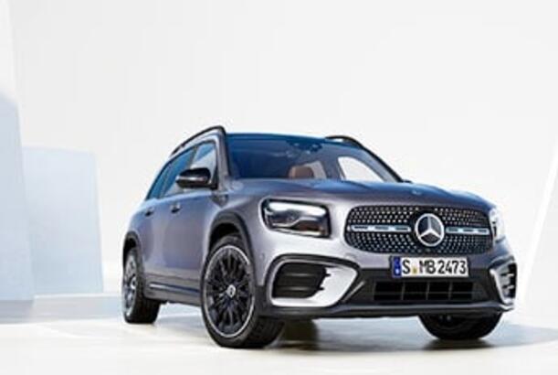 Mercedes möhtəşəm interyer təqdim etdi…