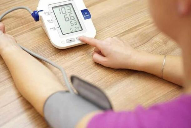 Həkimlər yeni qan təzyiqi standartlarını açıqladılar...