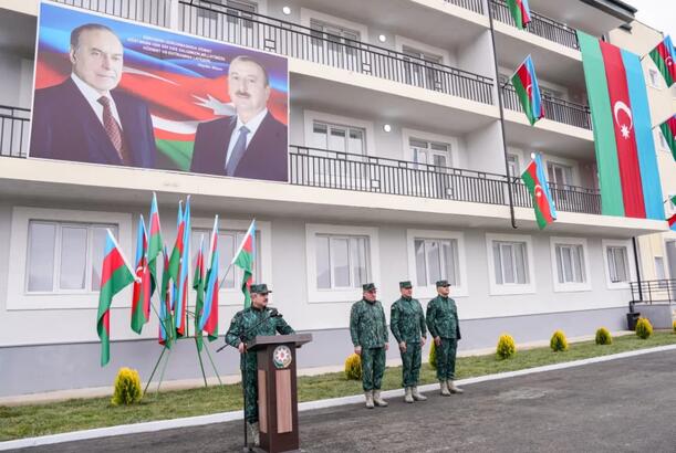 "Qubadlı" əlahiddə sərhəd diviziyasının 53 mənzildən ibarət yaşayış kompleksi istifadəyə verilib