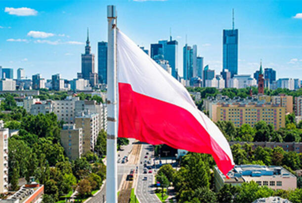 Polşa tarixi bir sıçrayış etdi...