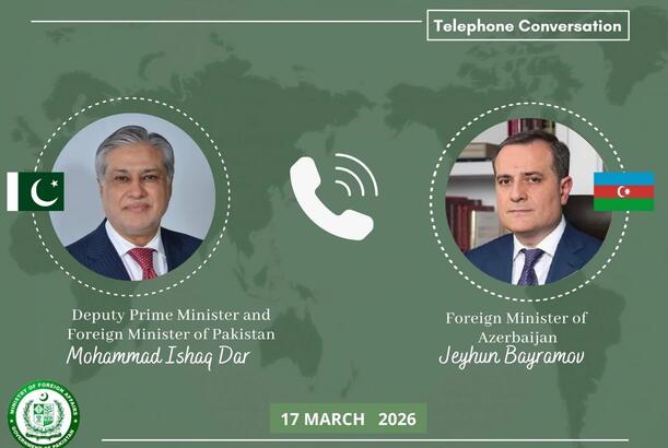 Ceyhun Bayramov pakistanlı həmkarı ilə regiondakı prosesləri müzakirə edib