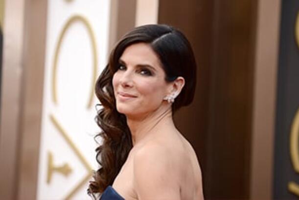 Sandra Bullok həyatı ilə bağlı əvvəllər məlum olmayan bir faktı açıqladı...