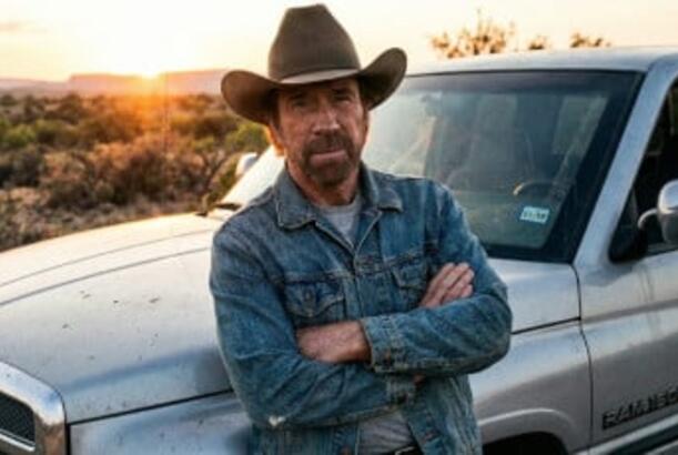 Güclü və təsirli: Çak Norrisin ən məşhur maşınları...