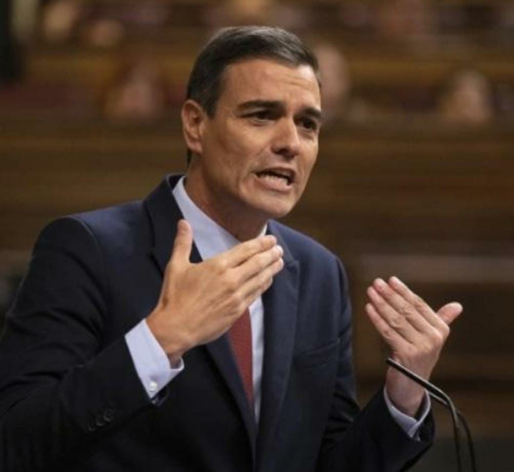 İran raketlərin üzərində portretlər çəkərək İspaniyanın Baş nazirinə təşəkkür etdi