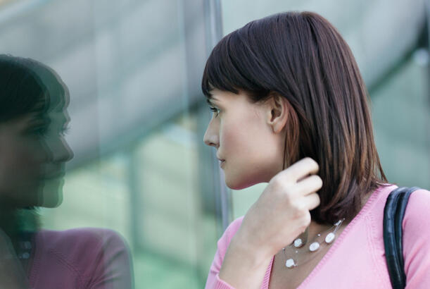 Yaz dəri və saç qidalanması: Hansı vitaminlər və qidalar vacibdir...