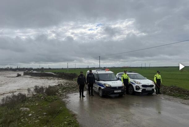 Ağsuda sel suları Arat-Curuxlu-Maşadqanlı avtomobil yolunun bir hissəsini yararsız hala salıb, tədbirlər görülür