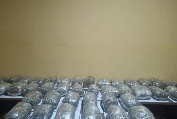 İrandan Azərbaycana 51 kq-dan artıq narkotik vasitə keçirməyə cəhd etdilər