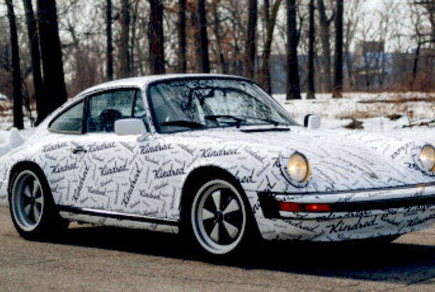 Əfsanəvi “Porsche 911” 300.000 dollar dəyərində elektrik mühərriki aldı...