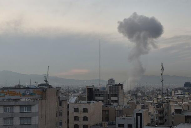 İran əlçatmaz və gizli arsenallarından danışdı