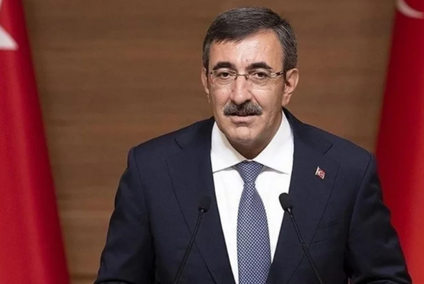 Türkiyənin Vitse -prezidenti Bakıya gəlib