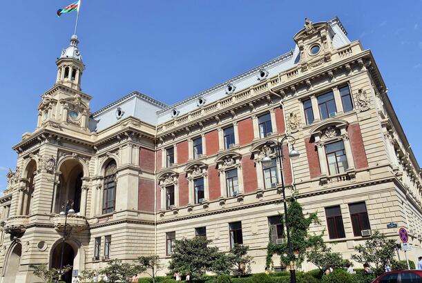 BŞİH: Bakıda intensiv yağışlar fəsadlar törədib, qurumlar gücləndirilmiş rejimdə işləyir