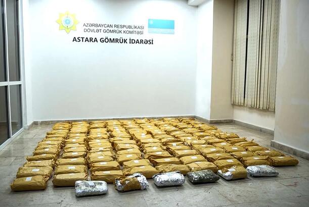 "Kivi" yükü aparan nəqliyyat vasitəsində külli miqdarda narkotik aşkar edilib