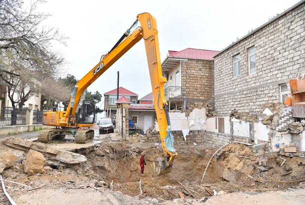 ADSEA: Kollektorun üzərində tikilmiş ev sökülüb