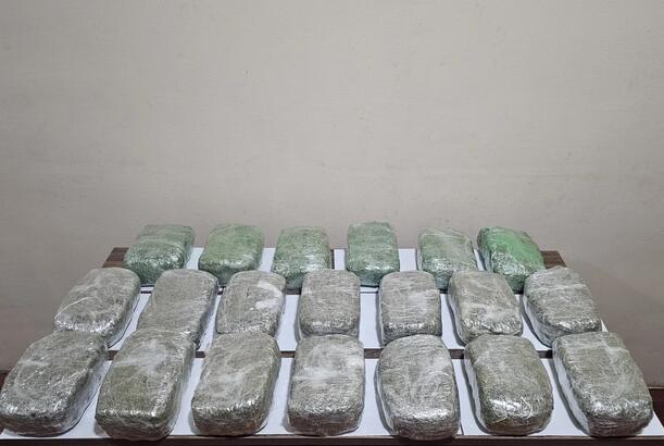 İrandan Azərbaycana 21 kq narkotikin keçirilməsinin qarşısı alınıb