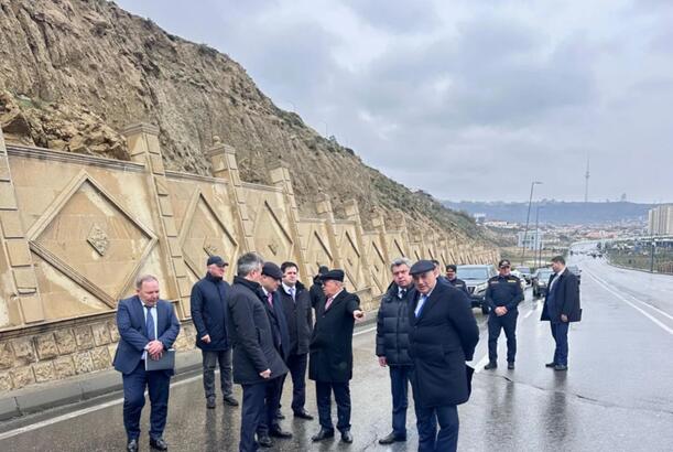 Kəmaləddin Heydərov Bibiheybət yolunda yaranmış sürüşmə təhlükəsi ilə əlaqədar ərazidə olub