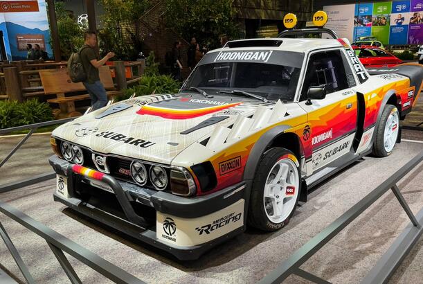 Nyu-York avtomobil sərgisinin ən təsirli avtomobili açıqlanıb...