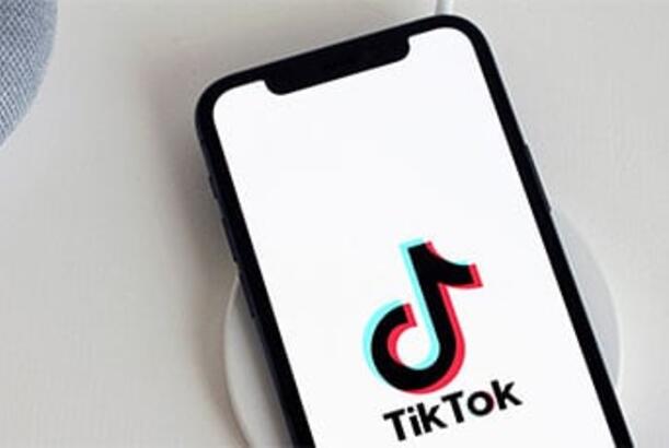 Sürücülük zamanı yeni bir diqqət yayındırıcı amil ortaya çıxdı...