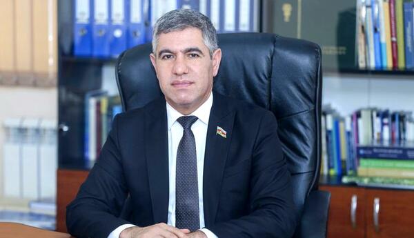 “2025-ci ilin büdcə icrası fiskal gəlirlərdə qeyri-neft sektorunun payının artdığını göstərir” <span class="red">- Vüqar Bayramov</span>