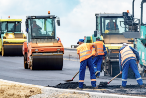 Rusiyada yol inşaatçıları “kaskad iflasları” barədə xəbərdarlıq edirlər...