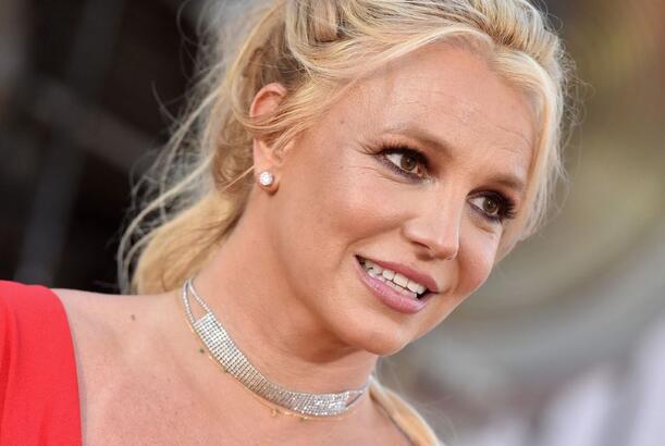 Britni Spirs reabilitasiya mərkəzində müalicə alır…