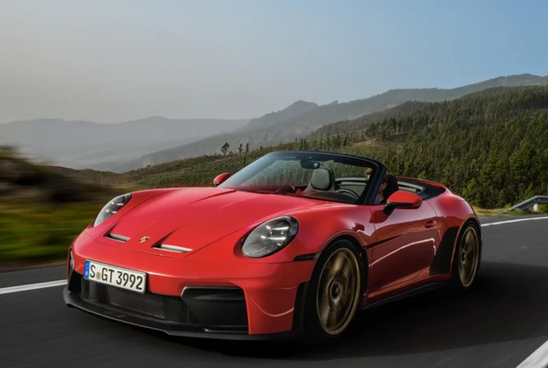 Ən ekstremal Porsche kabrioletinin təqdimatı...