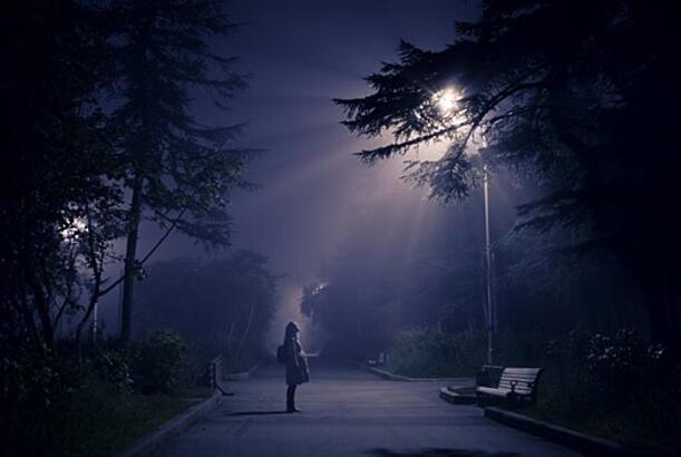 Niyə alimlər UFO-ları öyrənməkdən çəkinirlər?