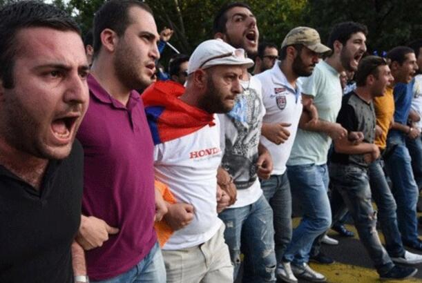 Şanssız erməni müxalifəti - RAKURS