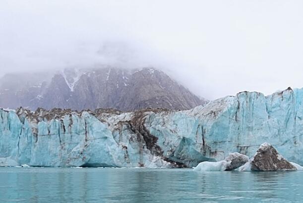 Qrenlandiyanın buz təbəqəsi 7000 il əvvəl tamamilə əriyib və...