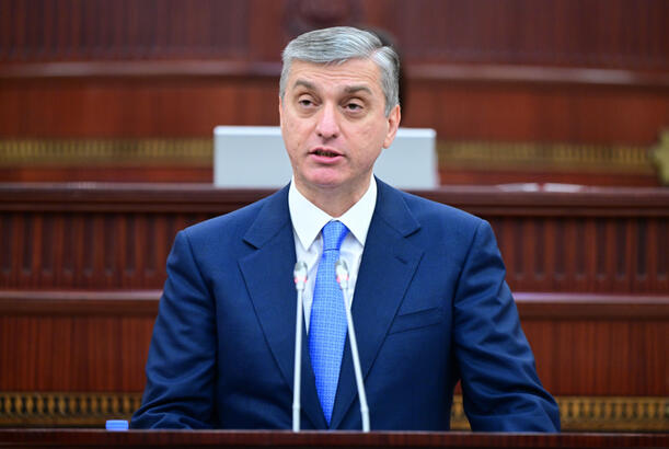 Hesablama Palatasının sədri Milli Məclisdə hesabat verir