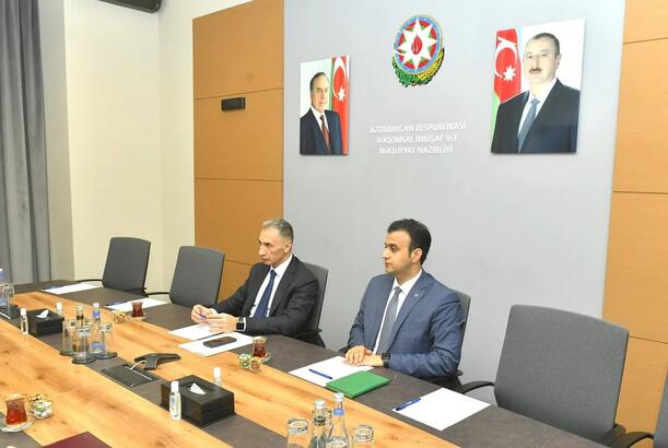 Rəşad Nəbiyev V "Yüksəliş" müsabiqəsinin qalibləri ilə görüşüb - FOTO