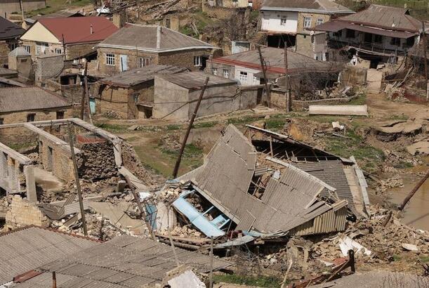 Dağıstan kəndləri Yerin altına qərq olur...