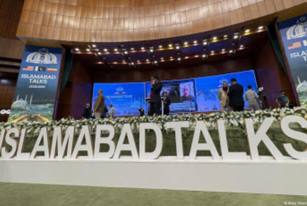 “The Washington Post”: Vens təxirə salınıb...