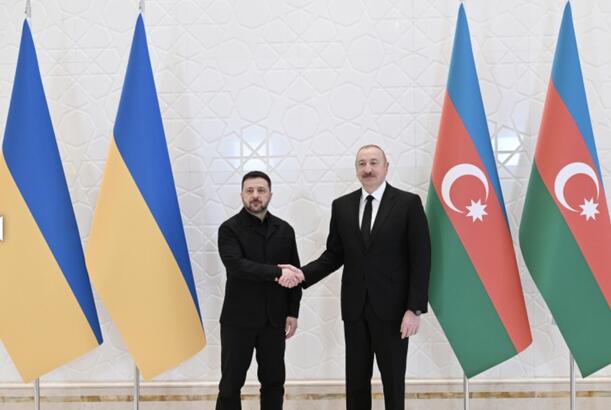 Prezident İlham Əliyevin Ukrayna Prezidenti ilə təkbətək görüşü olub