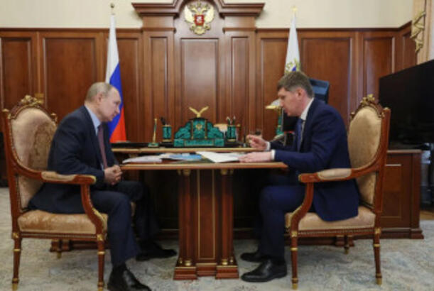 Rusiyada inqilabdan danışılır...