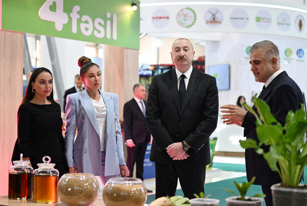 Prezident İlham Əliyev 19-cu “Caspian Agro Week” və 31-ci “InterFood Azerbaijan” sərgiləri ilə tanış olub - YENİLƏNİR