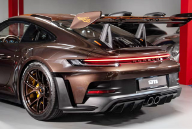 Porsche 911 GT3 RS-i şah əsərə çevirib…