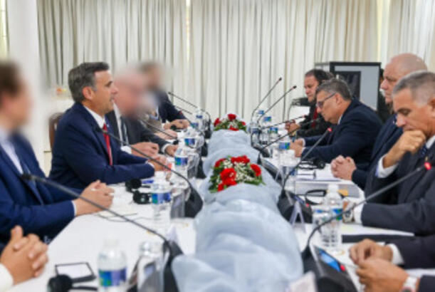 MKİ Kuba hakimiyyətinə Maduronun taleyi ilə bağlı işarələr edib...