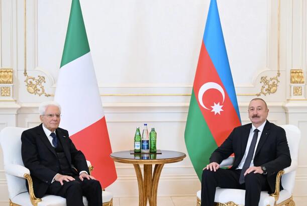 İlham Əliyev İtaliya Prezidentini təbrik edib