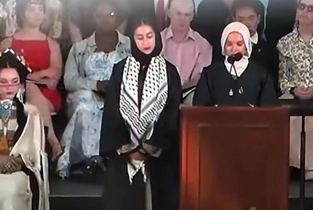 Quran oxumaq Harvardda ənənəyə çevrilib..?