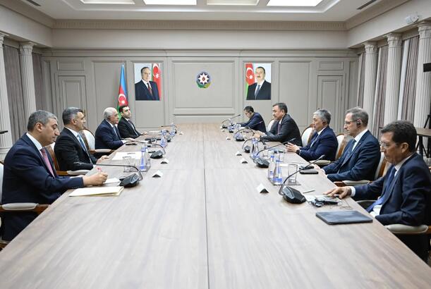 Əli Əsədov TDT-yə üzv ölkələrin mərkəzi bankları Şurasının iclasının iştirakçıları ilə görüşüb